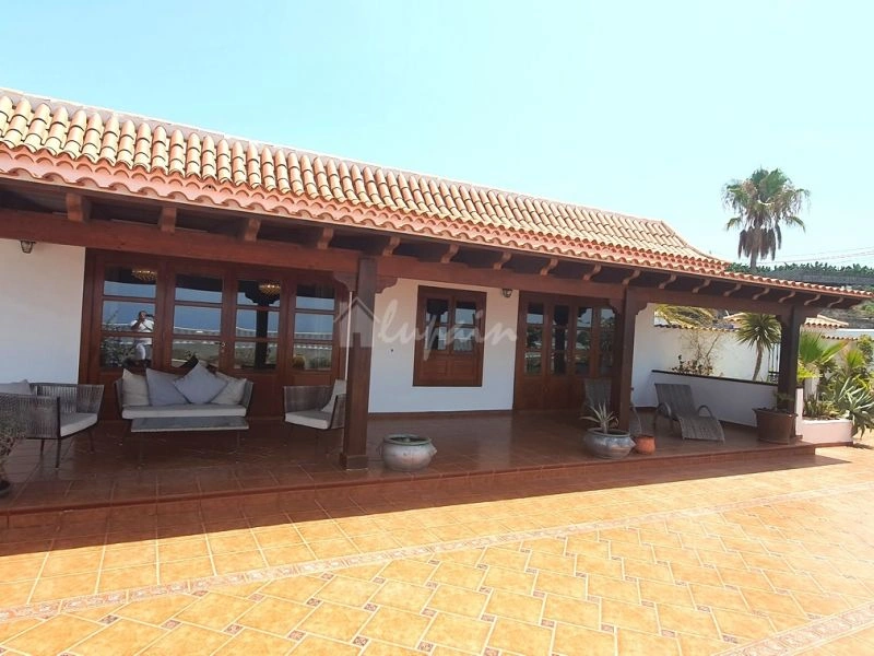 2 - villa for sale in acantilados de los gigantes tenerife - canary islands spain