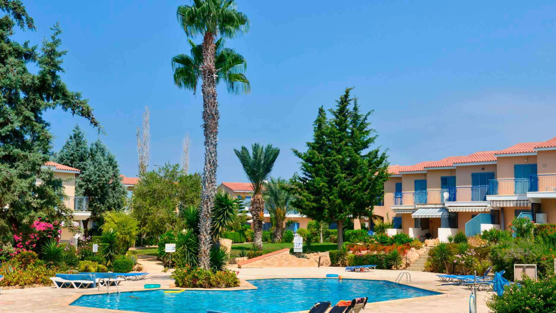 2 - vente maison plage à pied paphos paphos chypre