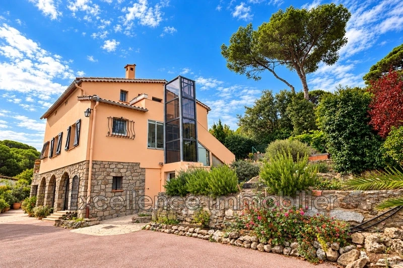 2 - vente maison vue mer sainte-maxime var france