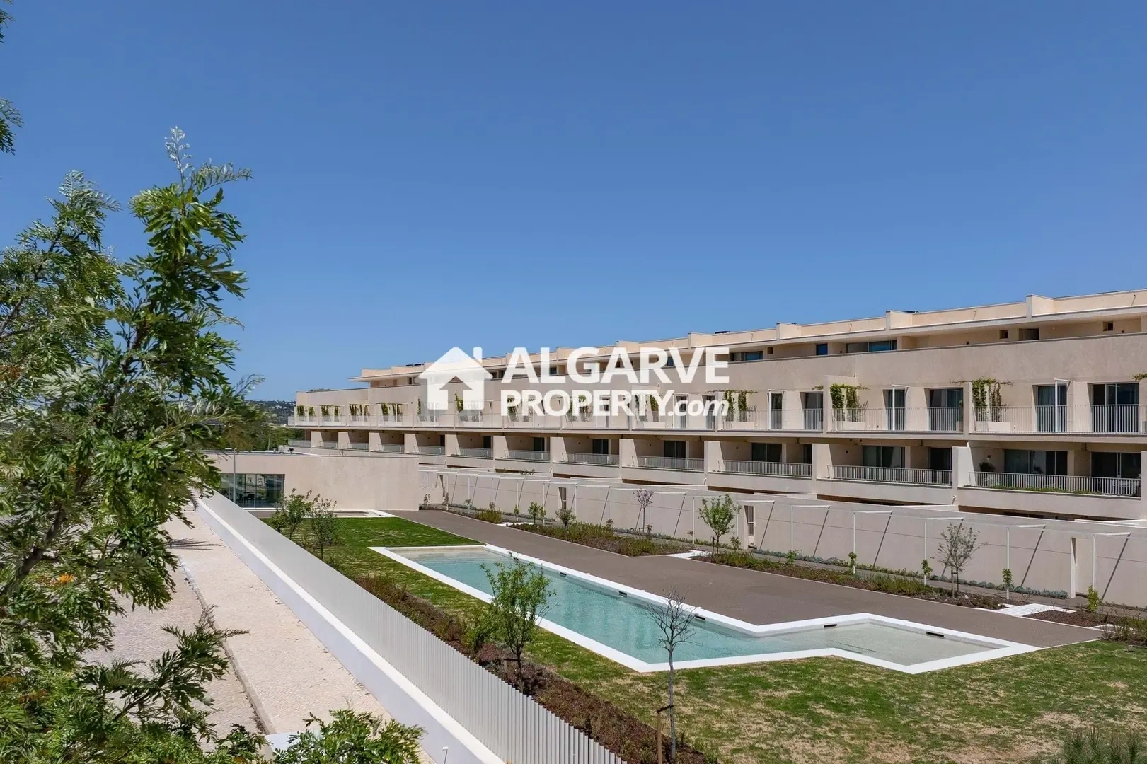 2 - apartment for sale in vilamoura algarve portugal