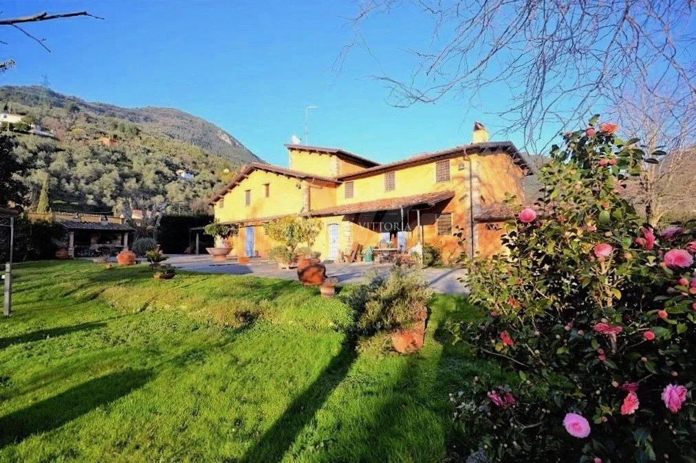 1 - venta casa pietrasanta toscana italia