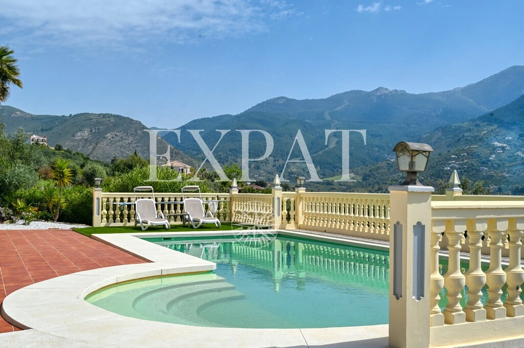 2 - venta casa alcaucin andalucía españa