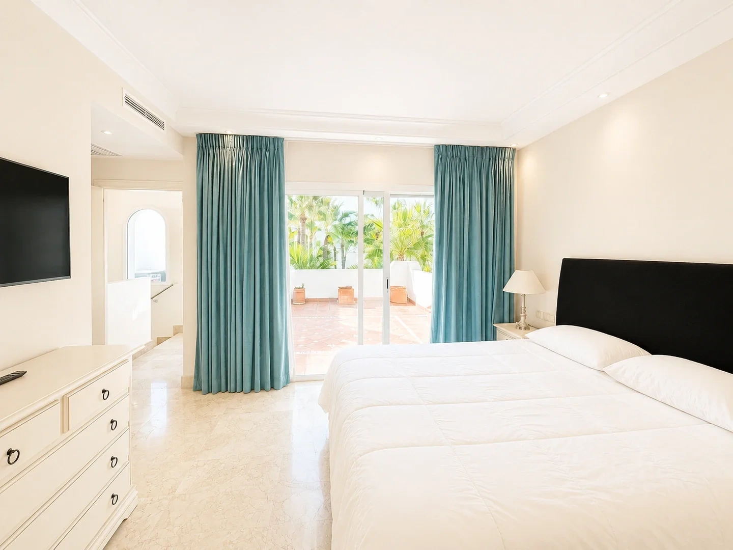 2 - venda apartamento a praia ao pé marbella - costa del sol andaluzia espanha