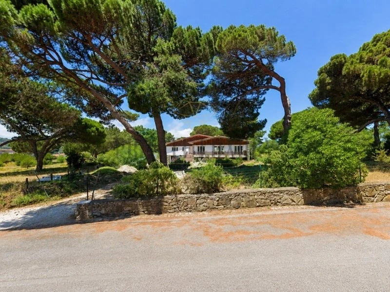 2 - house for sale in colares lisbon region portugal