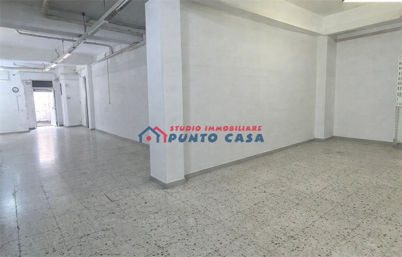 2 - vente commerce erice sicile italie