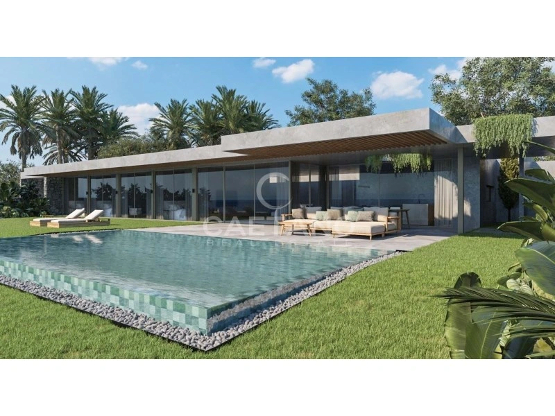 4 bedroom sea view house with swimming pool