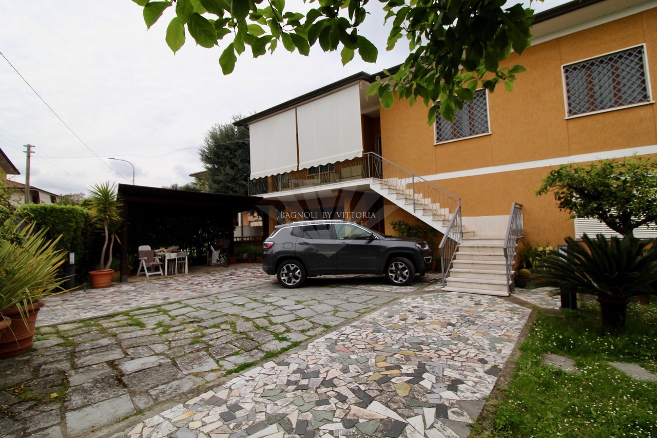 1 - verkoop huis pietrasanta tuscany italië