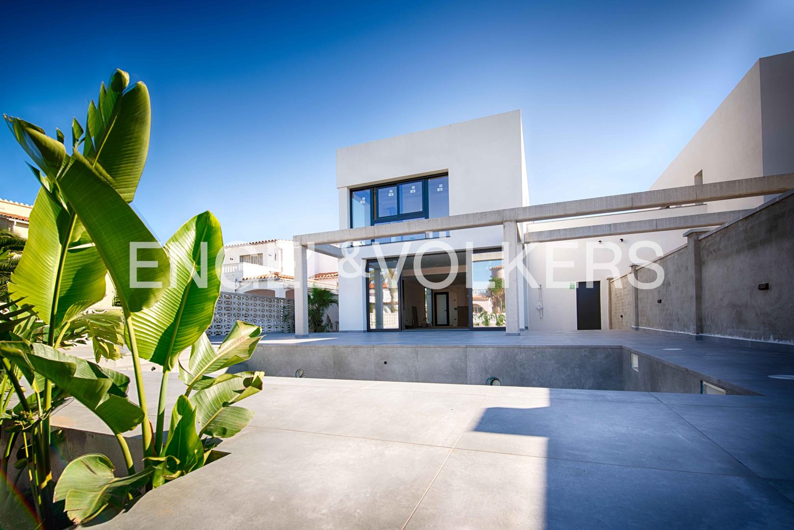 1 - продажа дом empuriabrava - costa brava каталония испания