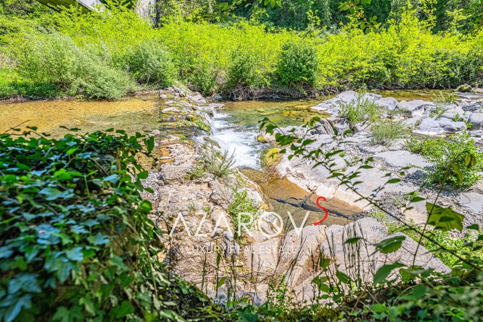 2 - villa for sale in fivizzano tuscany italy
