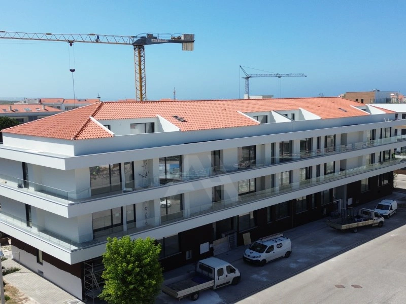 2 - verkoop appartement atouguia da baleia centro region portugal