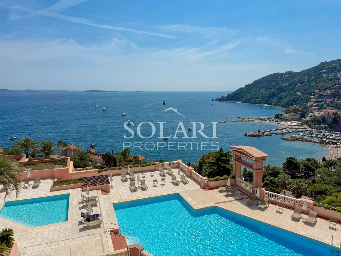 2 - sea view apartment for vacation rentals in théoule-sur-mer alpes-maritimes france