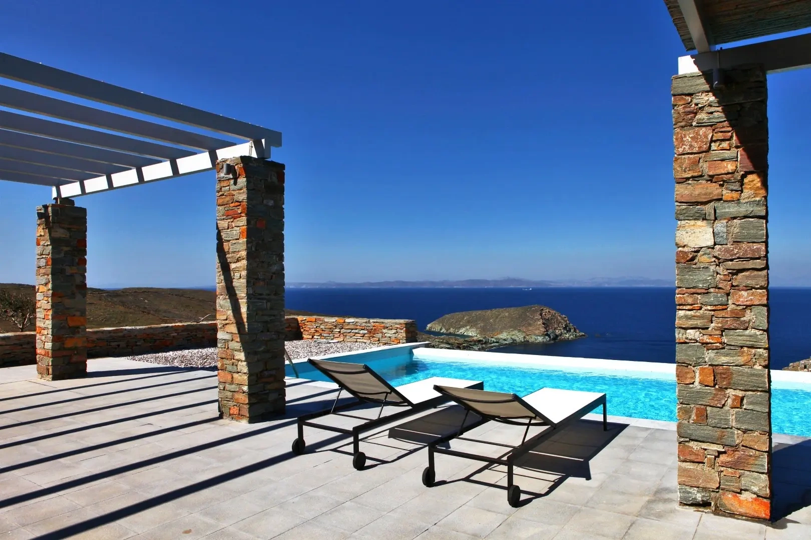 2 - waterfront house for sale in kea - cyclades south aegean greece