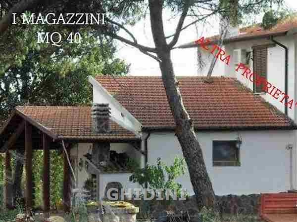 2 - venta terreno roccastrada toscana italia