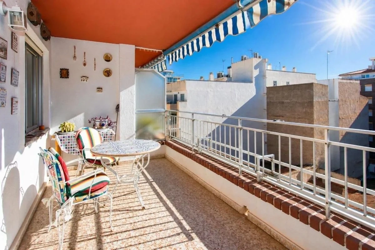 1 - verkoop appartement strand to voet torrevieja - costa blanca valencian community spanje
