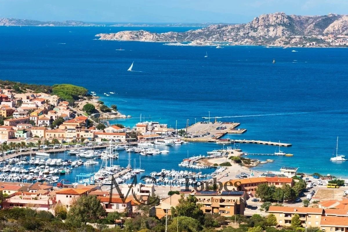 2 - verkoop huis uitzicht op zee palau sardinia italië