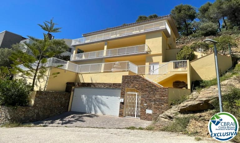 2 - venta casa vista al mar roses cataluña españa
