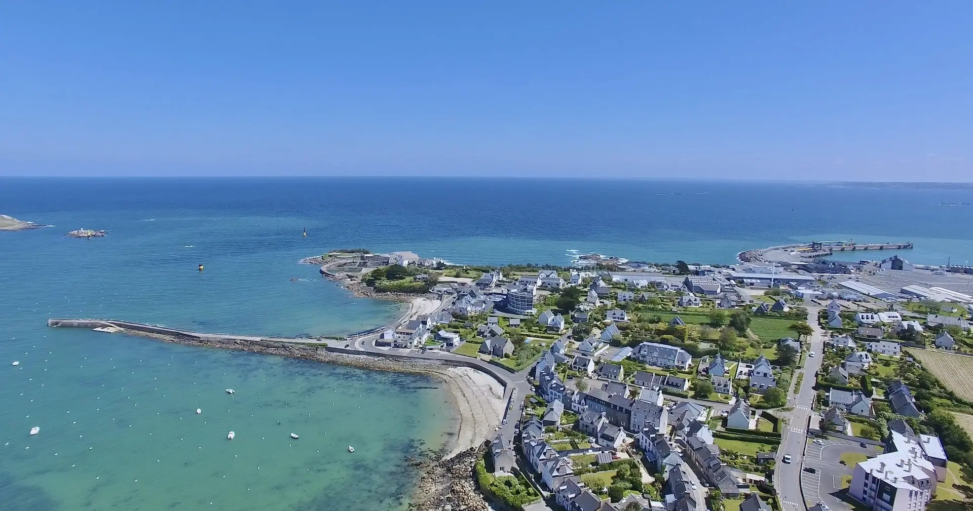 2 - apartment for sale in roscoff finistère - bretagne france