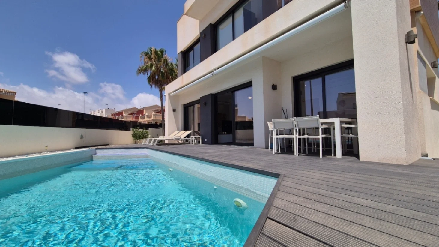 1 - verkoop huis uitzicht op zee torrevieja - costa blanca valencian community spanje
