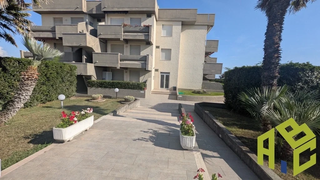2 - verkoop appartement uitzicht op zee rosignano marittimo tuscany italië