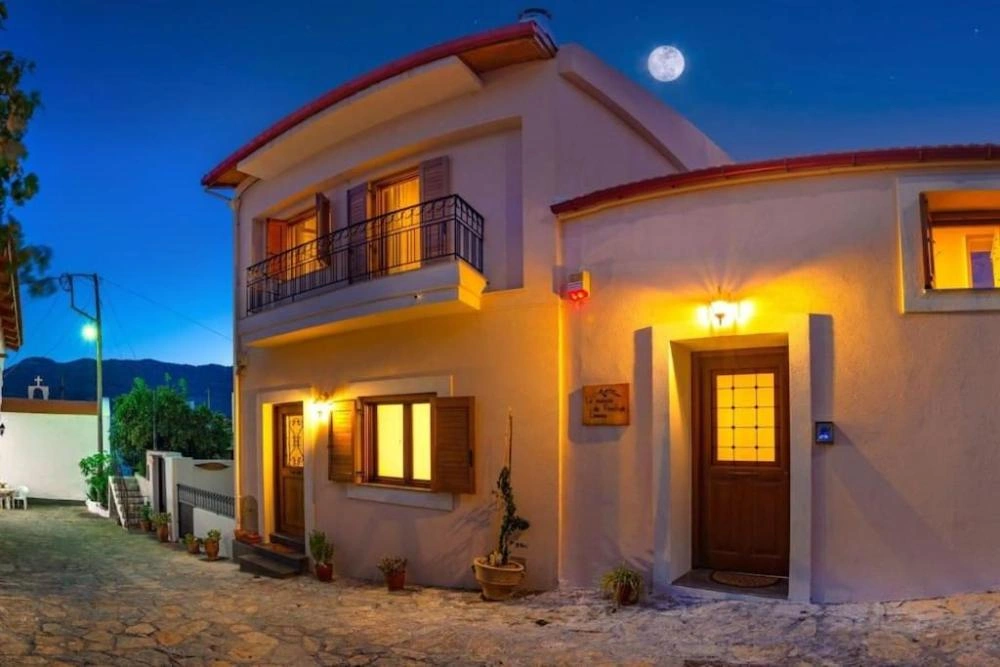 1 - vendita casa kastélli (neapoli) creta grecia