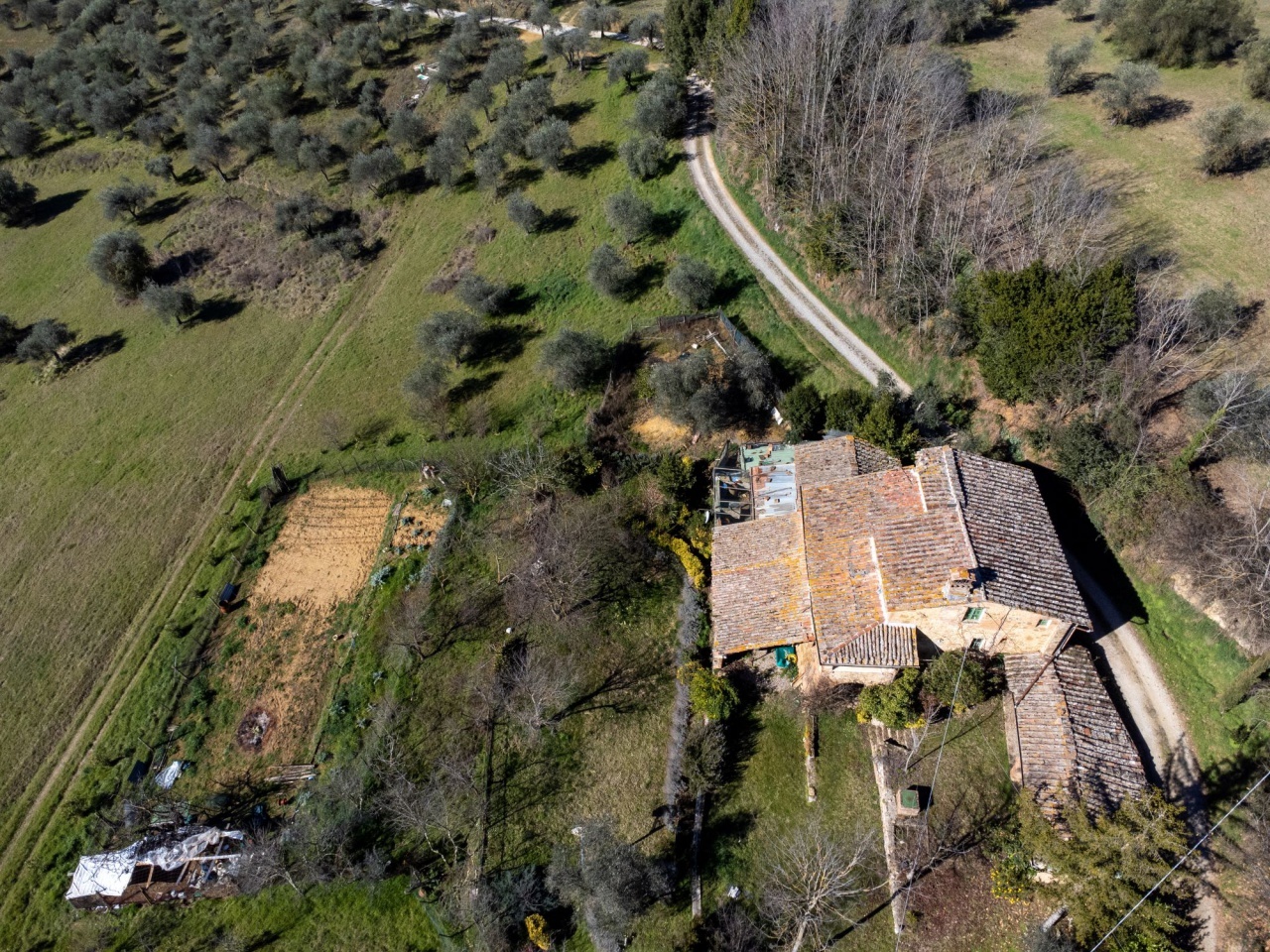 2 - venda propriedade siena toscana itália