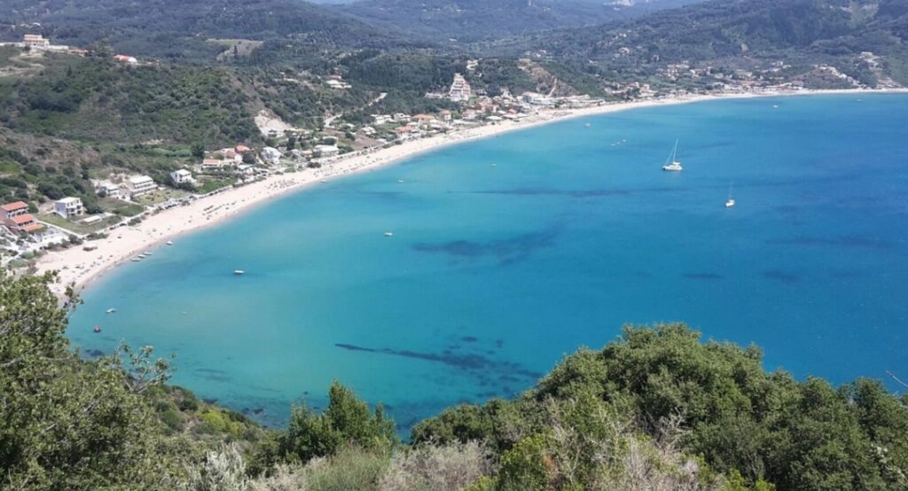 1 - vente terrain pieds dans l'eau ag. georgios pagon îles ioniennes grèce