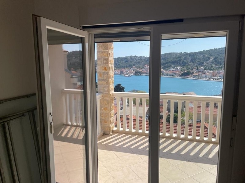 2 - venta apartamento vista al mar tisno šibenik-knin croacia