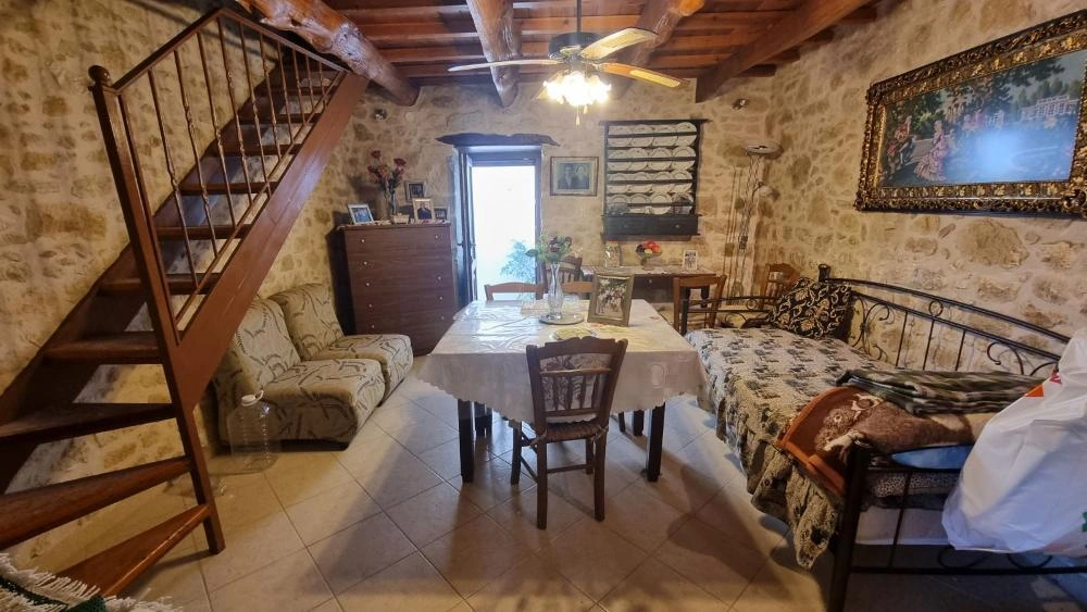 2 - verkauf haus agios myronas kreta griechenland