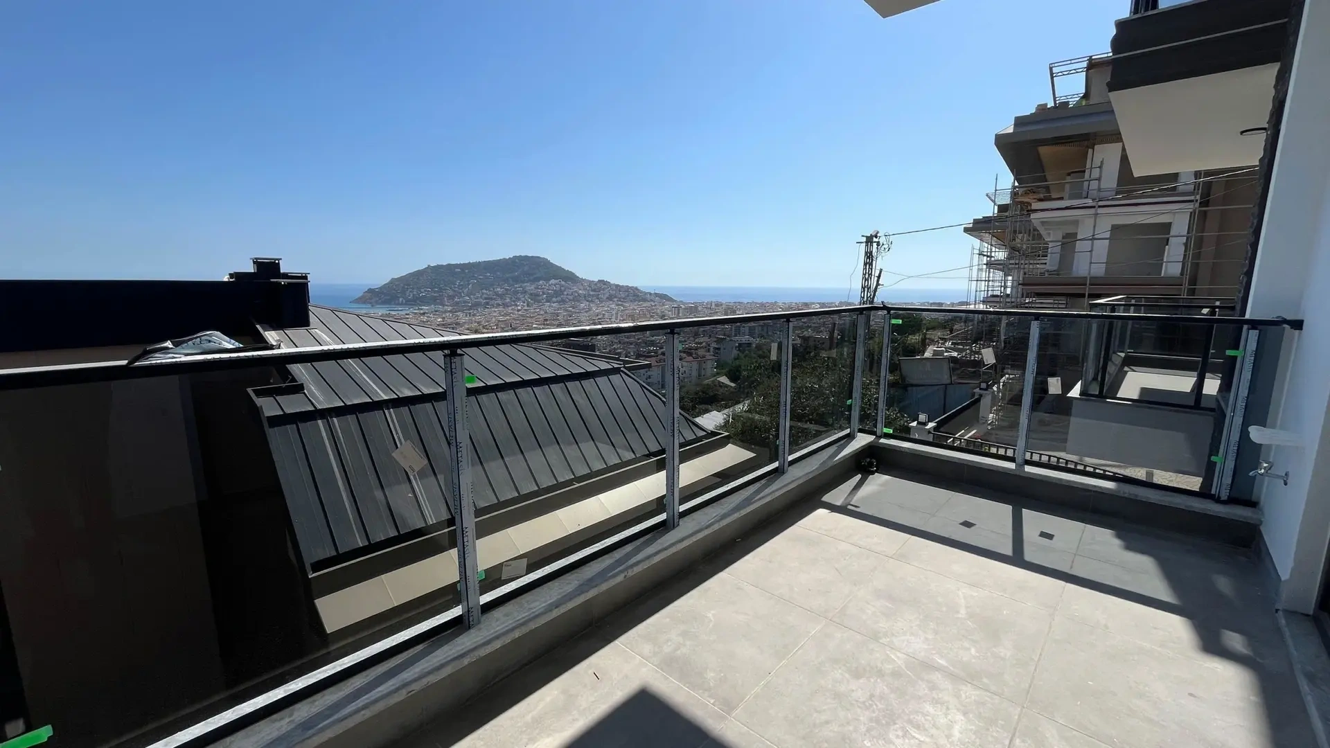 1 - verkoop appartement strand to voet alanya antalya turkije