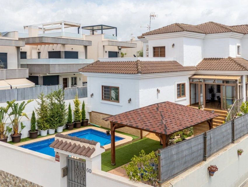 1 - verkoop villa los montesinos valencian community spanje