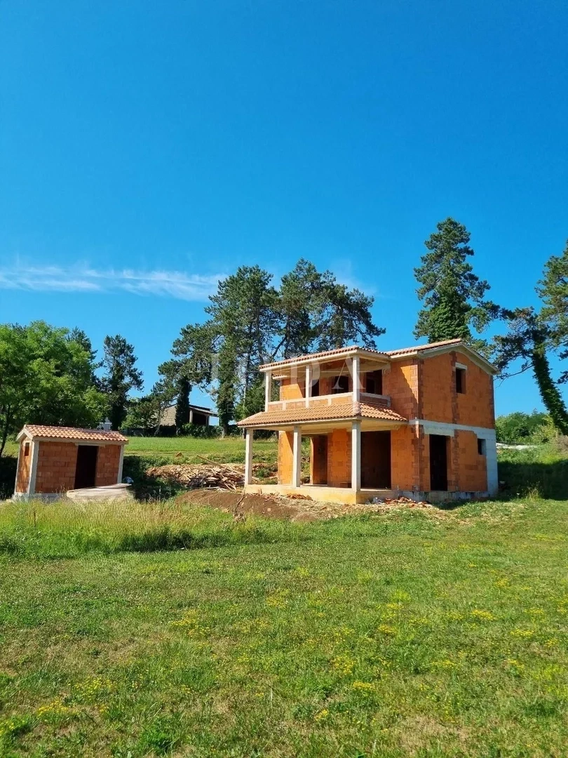 2 - venda casa pazin istria croácia