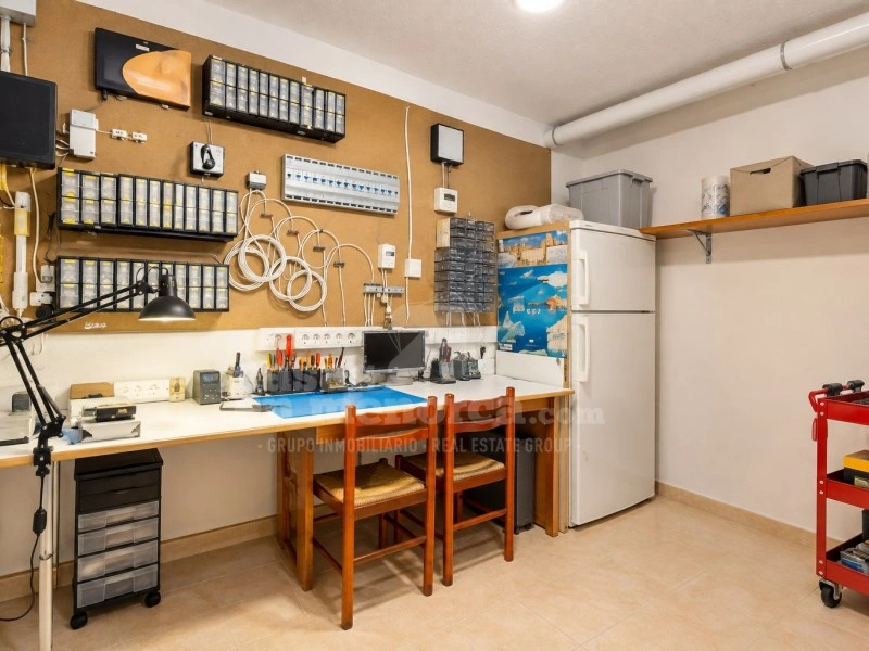 2 - продажа коммерция es castell менорка - балеарские острова испания