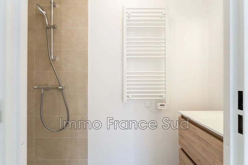 2 - verkoop appartement la garde-freinet var frankrijk