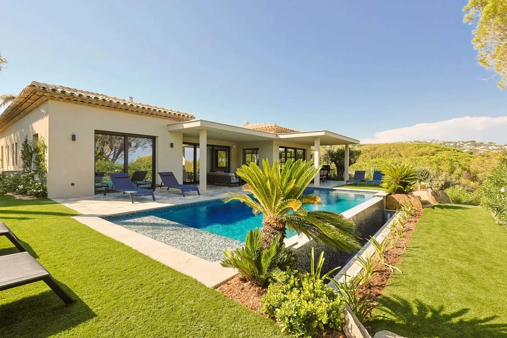 1 - location vacances villa sainte-maxime var france