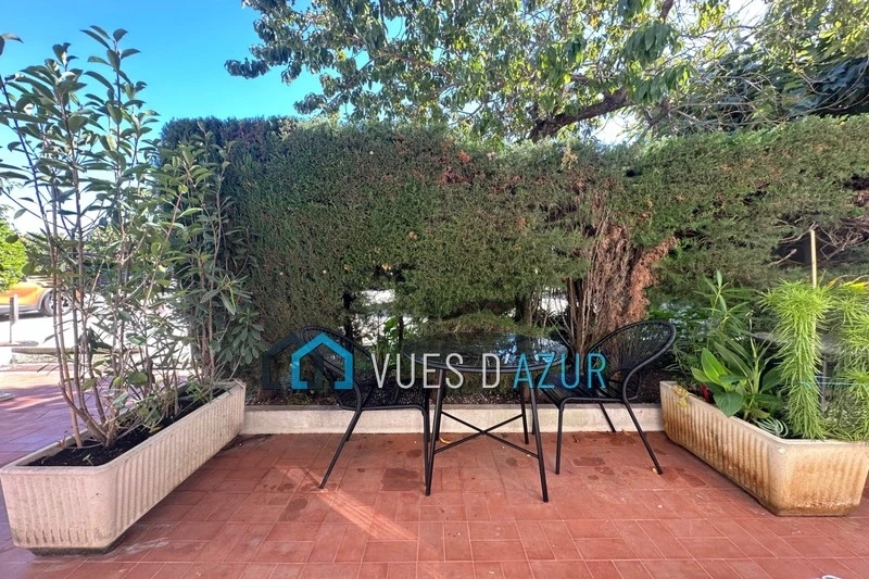1 - beach walk apartment for sale in juan les pins alpes-maritimes france