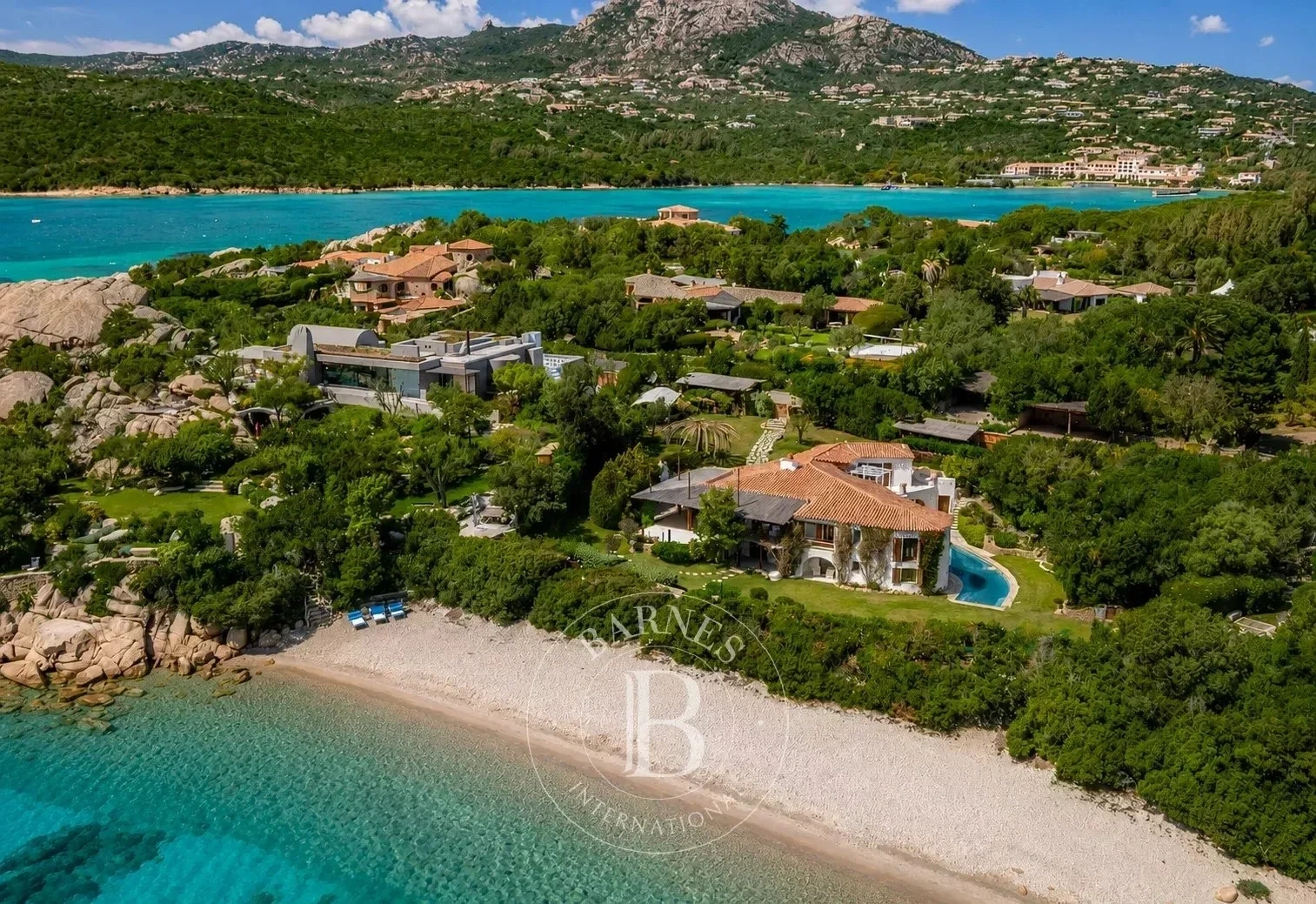 1 - продажа дом ноги в воде порто-черво сардиния италия