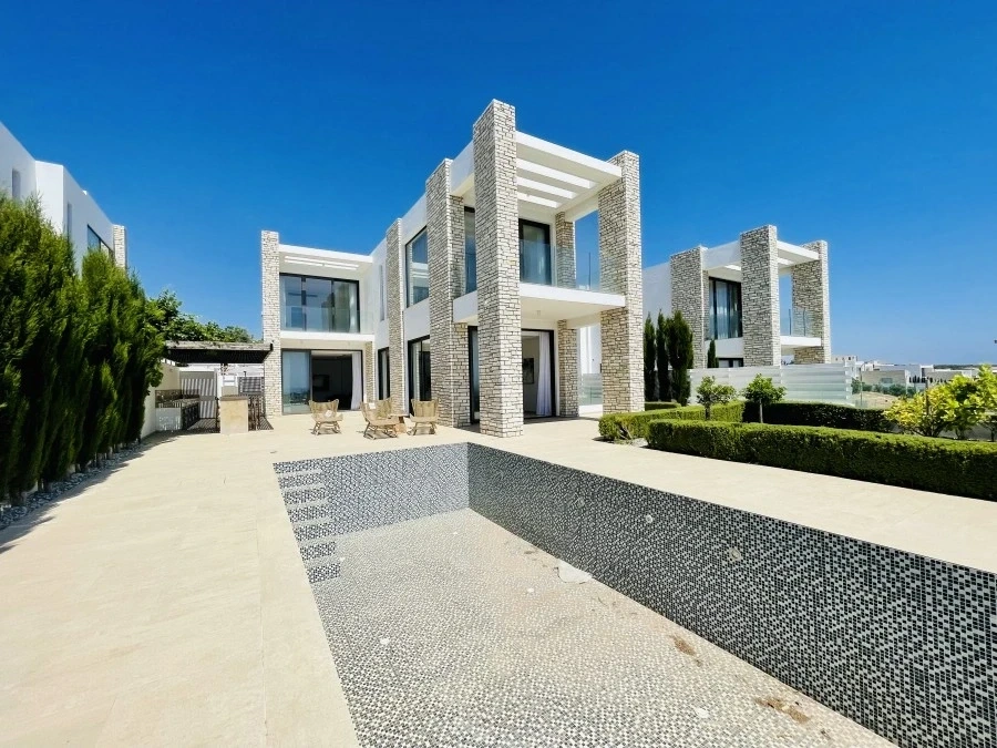 2 - verkauf villa direkt am wasser paphos paphos zypern