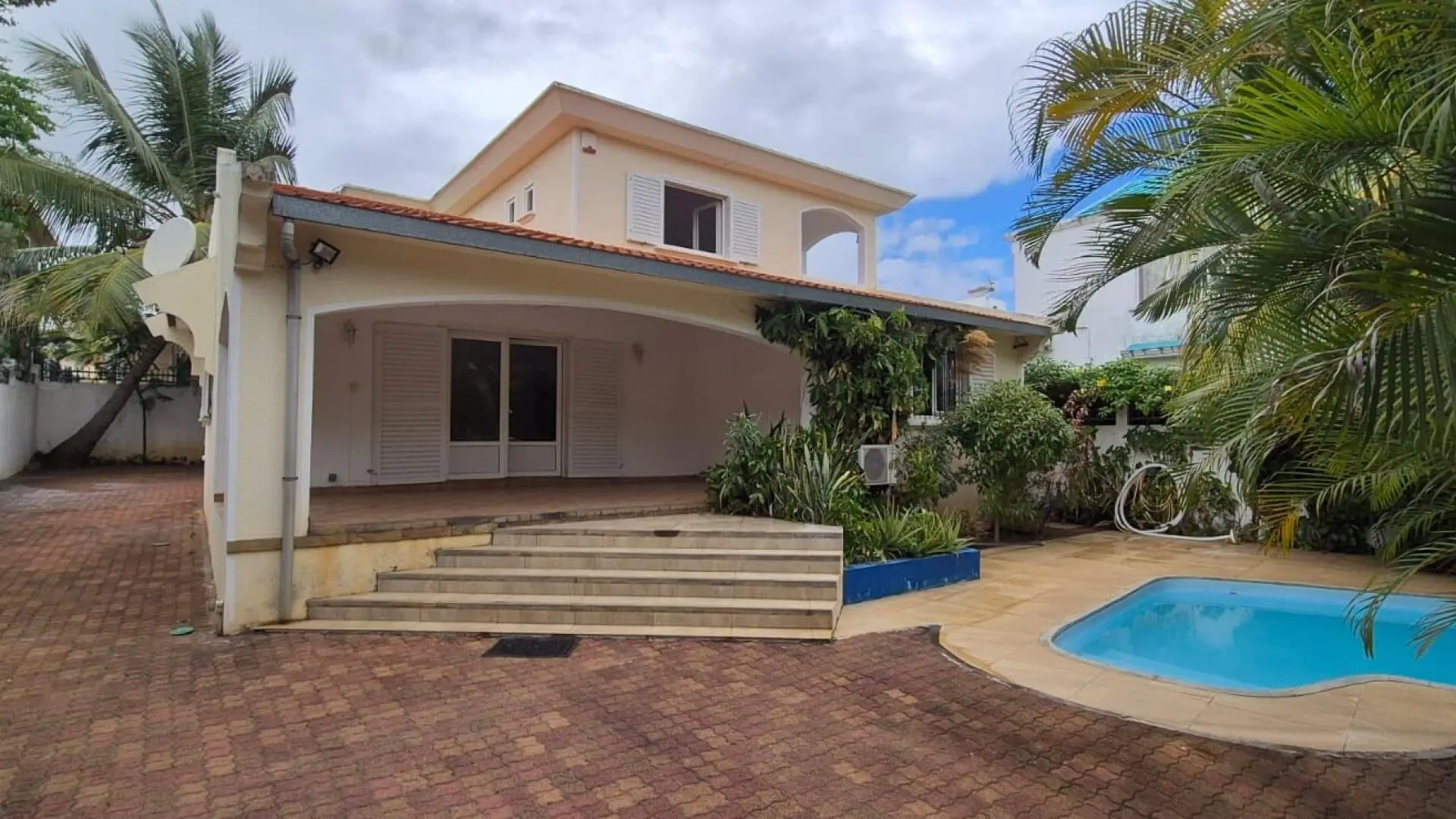 1 - villa for sale in albion rivière noire mauritius