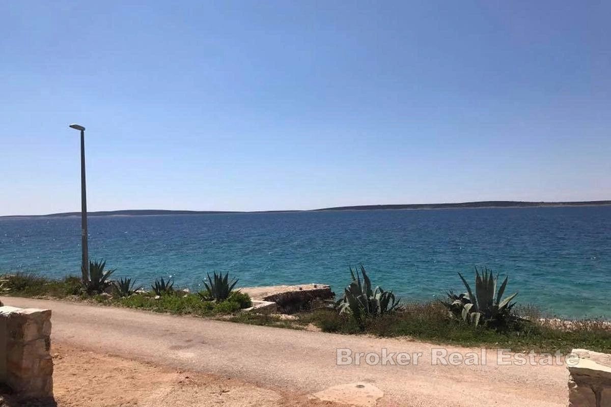 2 - venta terreno vista al mar pag zadar croacia