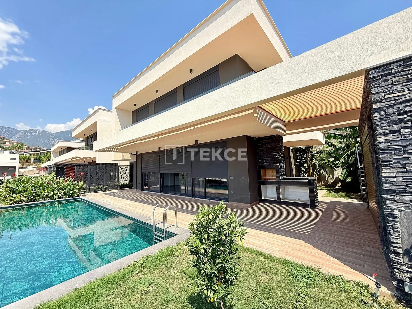 1 - verkoop villa uitzicht op zee alanya antalya turkije