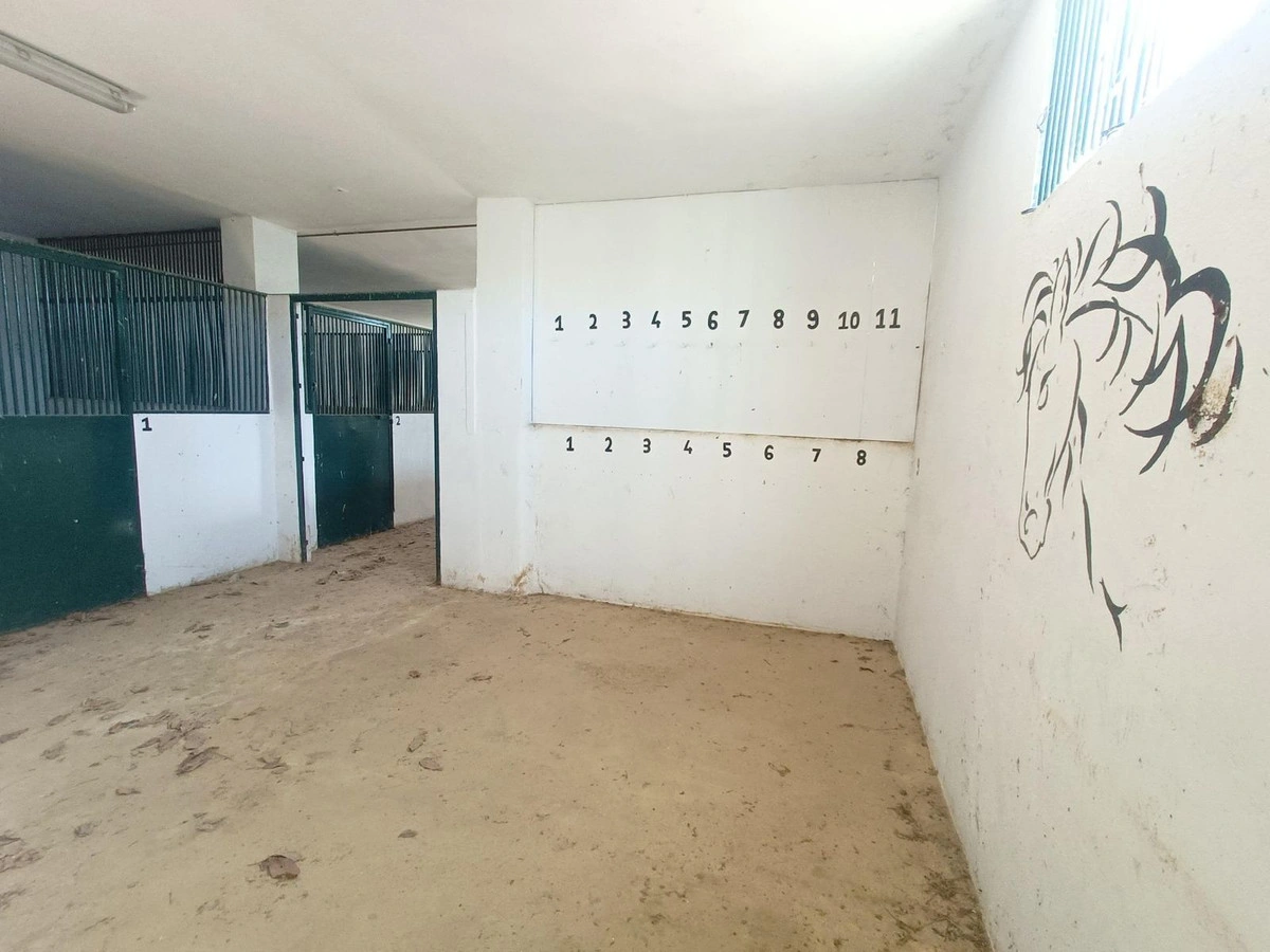 2 - venta casa coin andalucía españa