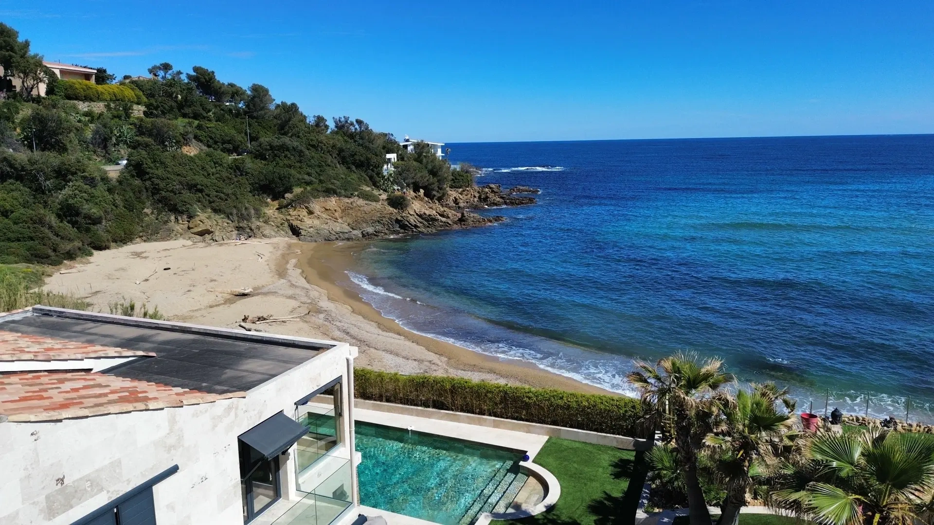 2 - vendita casa fronte mare saint-aygulf var francia