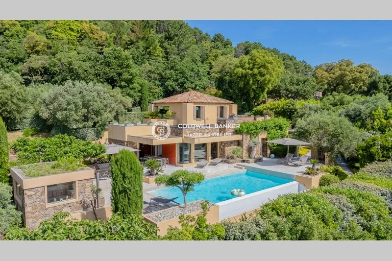 1 - verkauf haus la garde-freinet var frankreich