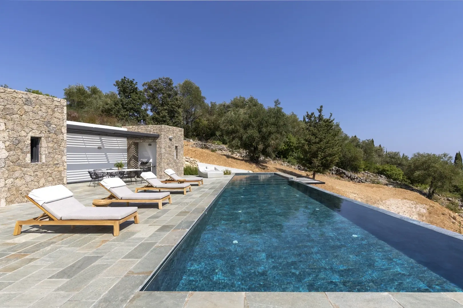 2 - venta villa vista al mar corfu islas jónicas grecia
