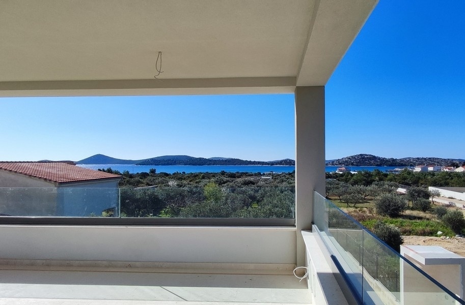 1 - vendita appartamento vista mare tribunj sebenico-knin croazia