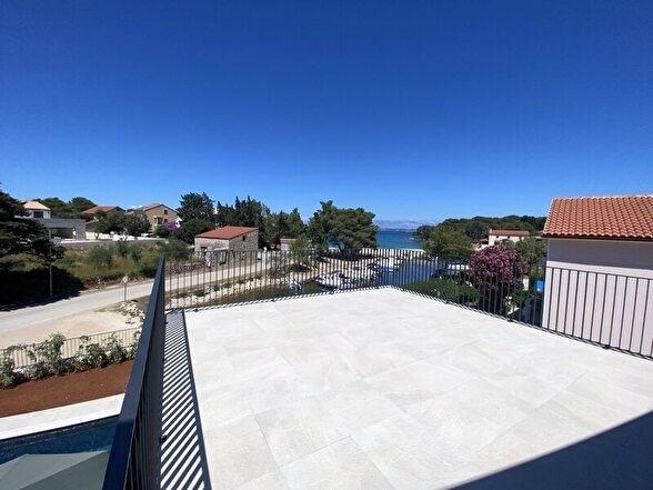 2 - venta casa vista al mar ugljan zadar croacia