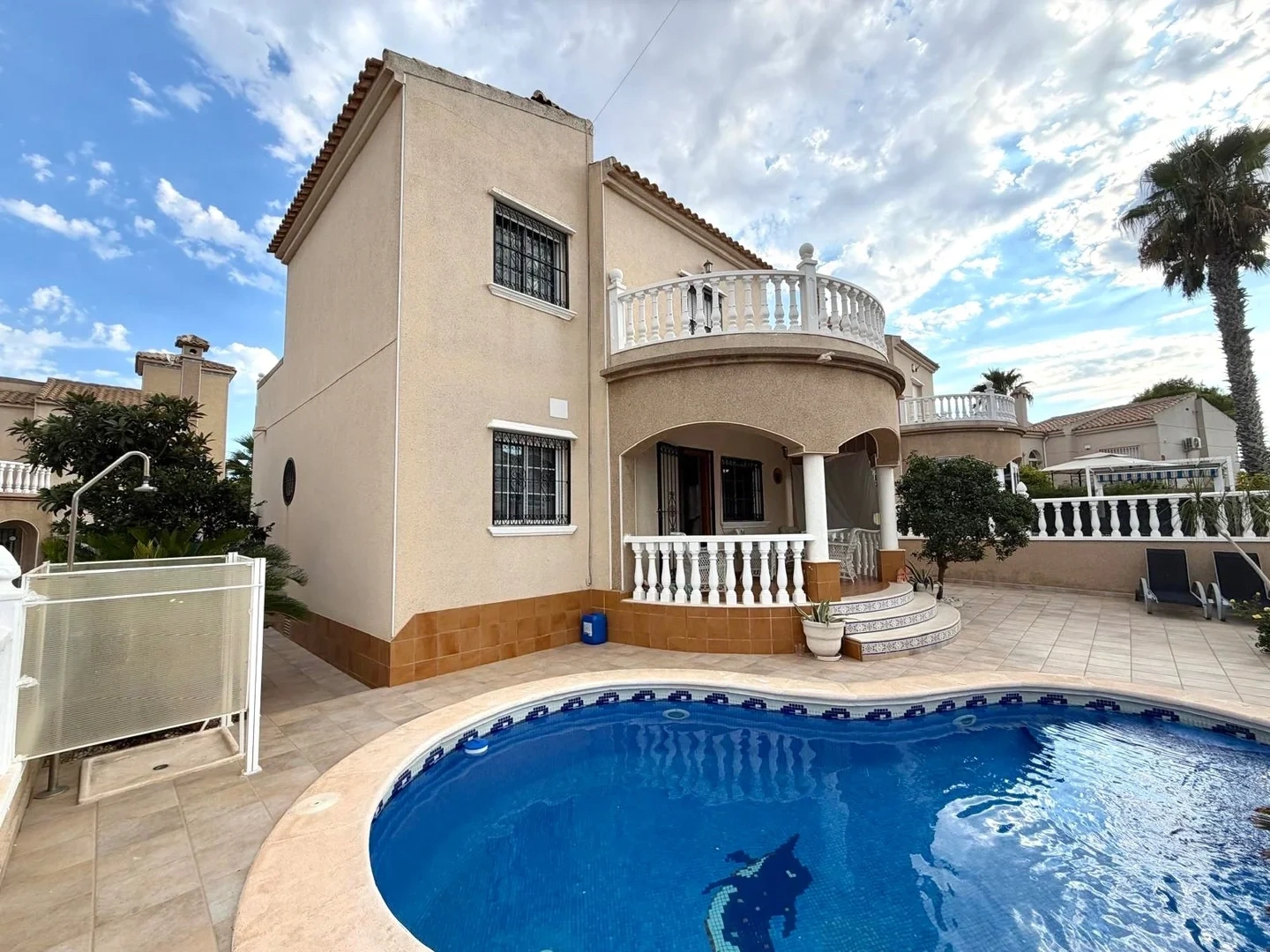 1 - venda villa villamartin comunidade valenciana espanha