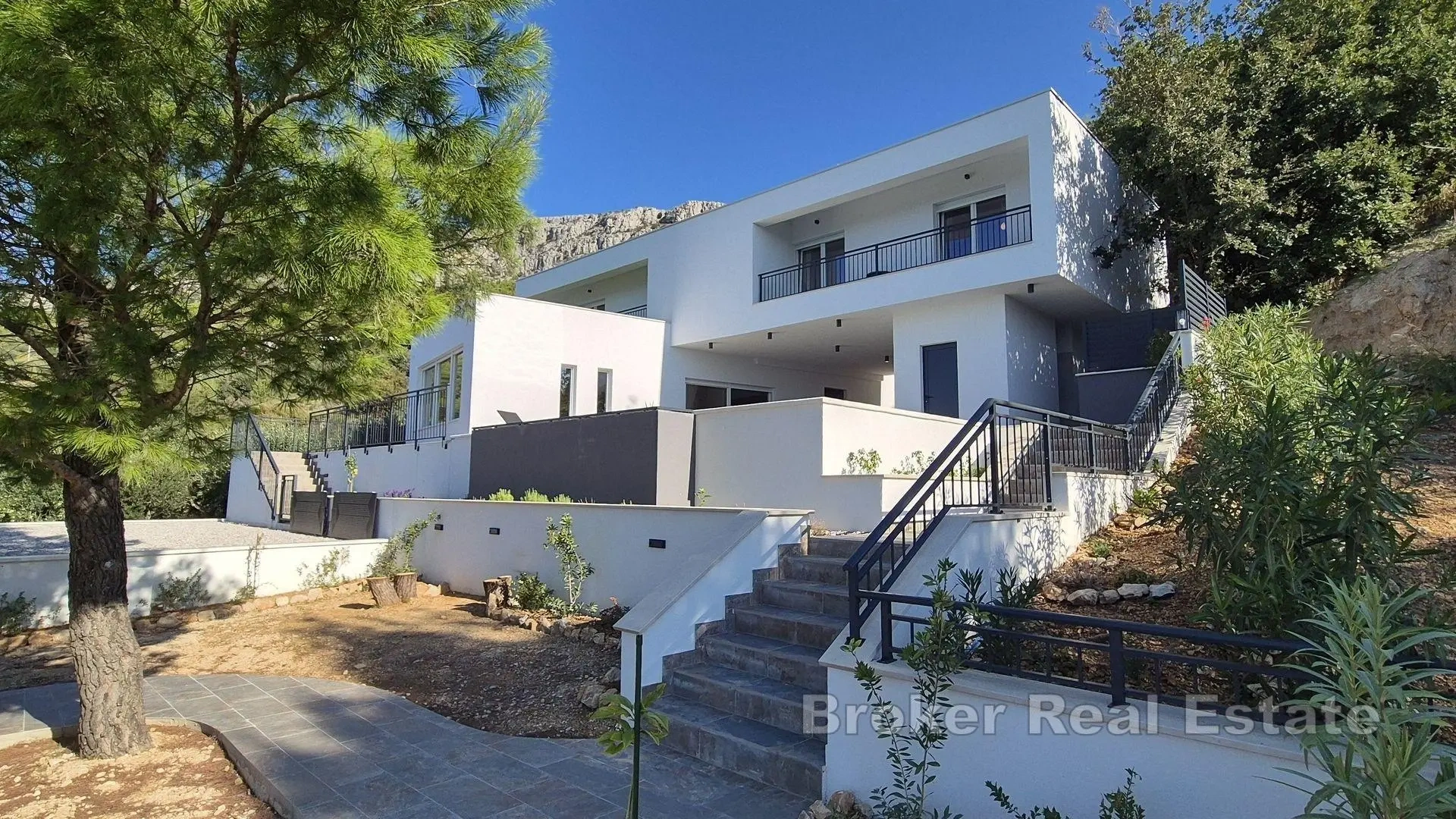 2 - venta casa vista al mar omiš split-dalmacia croacia
