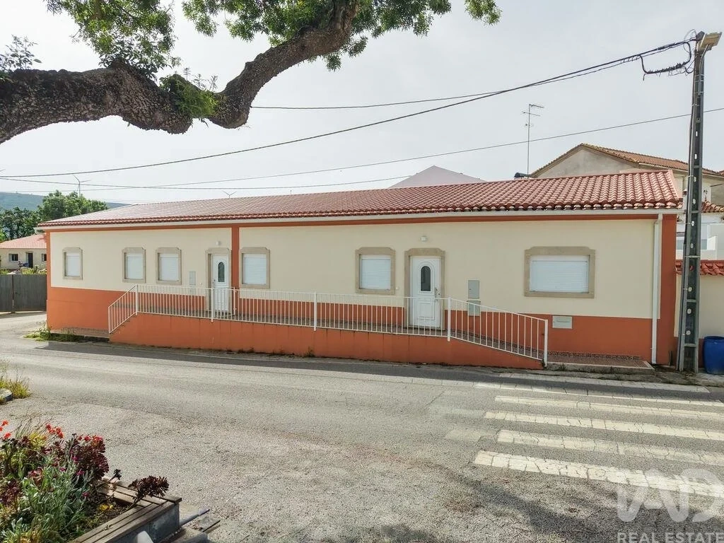1 - house for sale in benedita centro region portugal