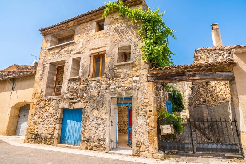 1 - house for sale in saint-chaptes gard france